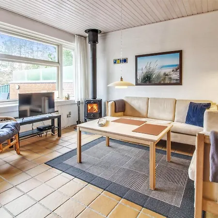 Rufina - 3-5km From The Sea By Interhome Leilighet *